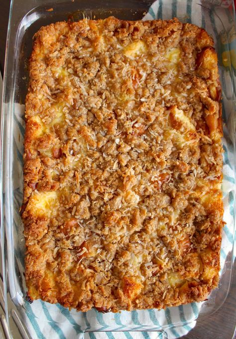 Breakfast Event, Best Breakfast Casserole, Baked Breakfast Recipes, Breakfast Sweets, Breakfast Bites, French Toast Bake, What's For Breakfast, Breakfast Recipes Casserole, Breakfast Items