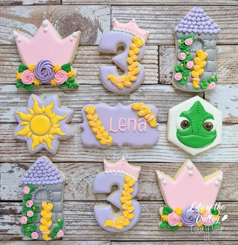 Tangled Birthday Cookies, Tangled Themed 2nd Birthday Party, Tangled Second Birthday, Tangle Birthday Party Ideas, Two Tangled Birthday, Rapunzel 2nd Birthday, Tangled 3rd Birthday Party, Repunzle Birthday Decoration, Rapunzel 5th Birthday Party