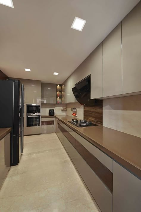 Kitchen Modular, Modern Kitchen Cabinet, Modern Kitchen Cabinet Design, Modular Kitchen Design, Brown Kitchen, Kitchen Interior Design Decor, Kitchen Interior Design Modern, Modern Kitchen Cabinets, Kitchen Design Decor