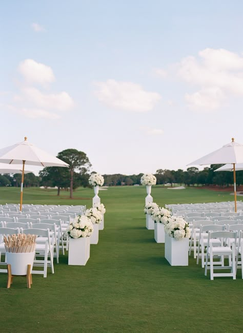 White Wedding Ceremony Decor, Golf Course Wedding Ceremony, Golf Wedding Theme, White Wedding Ceremony, Golf Wedding, Ceremony Chairs, Golf Course Wedding, Umbrella Wedding, Golf Club Wedding