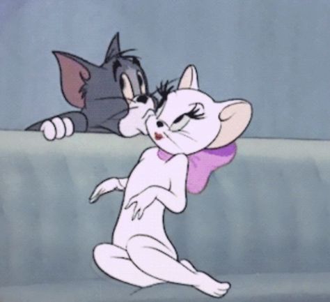 Toodles Galore, Tom N Jerry, Tom And Jerry Pictures, Tom And Jerry Wallpapers, Jerry Cartoon, Anime Love Story, Tom And Jerry Cartoon, Funny Relationship Memes, Cute Couple Halloween Costumes