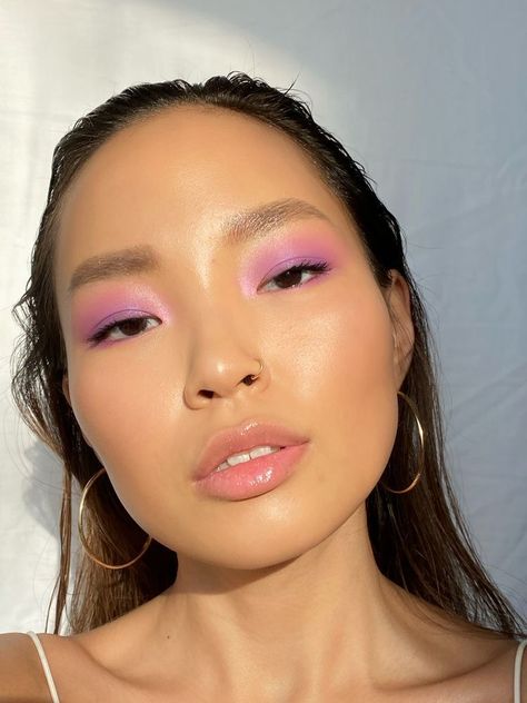 Non Eurocentric Beauty, Pink Shadow Makeup, Color Eye Makeup, Trendy Makeup, Editorial Makeup, Makati, Glam Makeup, Makeup Revolution, Eyeshadow Looks