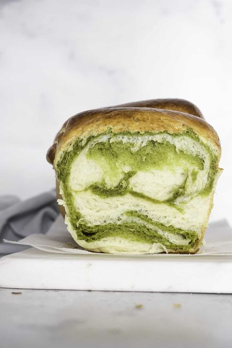 Matcha Milk Bread Matcha Milk Bread, Matcha Bread, Matcha Baking, Biscuit Cinnamon Rolls, Hokkaido Milk Bread, Sweet Matcha, Milk Bread Recipe, Japanese Milk Bread, Green Tea Matcha