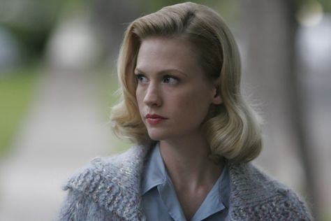 January Jones, Mad Men Mad Men Hair, Mad Men Betty, Ladies Hairstyles, Poofy Hair, Home Hair Salons, Short Blonde Bobs, Betty Draper, Mad Men Fashion, January Jones