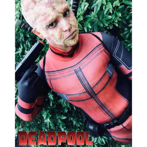 Inspiration & accessories for your DIY Deadpool halloween costume idea #deadpool #deadpoolcostume #deadpoolcosplay #deadpoolmovie #deadpoolsuit #deadpoolmask #deadpoolmoviecostume #deadpoolreplicacostume #howtomakedeadpoolcostume #deadpoolsuitmoviecostume #deadpoolmoviesuit #costume #halloweencostumes #halloweencostume #costumes #doityourself #diycostume #diytutorial #costumeidea #costumediy #groupcostume #couplecostume #familycostume #kidscostume #halloween #selfmade #handmade #costumeselfmade Diy Deadpool Costume, Deadpool Halloween Costume, Deadpool Halloween, Deadpool Suit, Halloween Costume Patterns, Deadpool Mask, Deadpool Costume, Deadpool Cosplay, Deadpool Movie