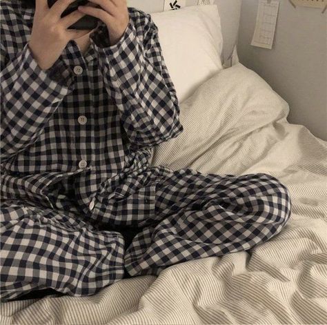 Pajamas Aesthetic, Pijamas Women, Black Pajamas, Cute Pjs, Pajama Fashion, Cute Sleepwear, Cute Pajama Sets, Night Suit, Plaid Pajamas