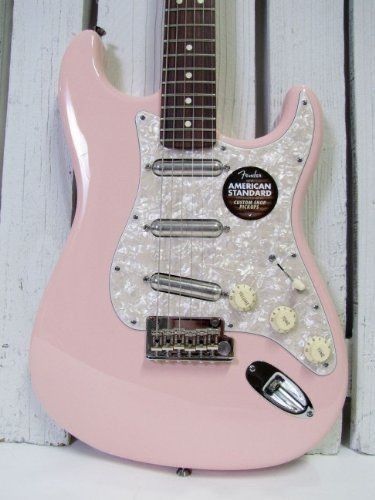 Pink Electric Guitar, Pink Guitar, Guitar Exercises, Best Guitar Players, Stratocaster Guitar, Guitar Acoustic, Cool Electric Guitars, Easy Guitar, Shell Pink