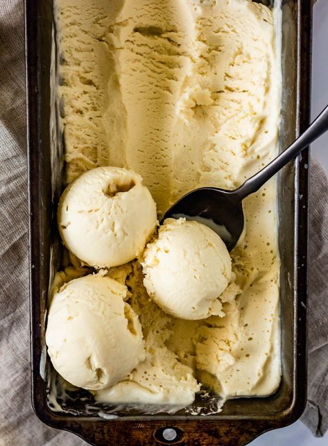 Caramel Apple Ice Cream, Chunky Monkey Ice Cream, White Chocolate Ice Cream, Apple Ice Cream, Caramelized White Chocolate, Vegan Ice Cream Recipe, Biscoff Cookie Butter, Pistachio Ice Cream, Dairy Free Ice Cream