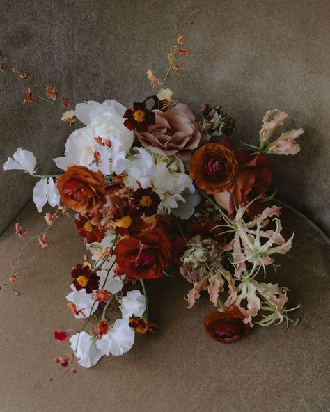 All the moody fall vibes Planning and design @lauren_blushandbowties @blushandbowties Photos @innayas Venue @archivestudiosto Florist @huntandgatherfloral Stationery @paperandposte Rentals @divinefurniturerental @simplybeautifuldecor @splendidsettings @eventuredesign #torontowedding #tablescape #weddingcentrepiece #modernwedding #antibride #stylishwedding #wedding #weddingday #weddingphotography #topweddingphotography #bridal #weddings #weddinginspiration #weddingideas #weddingphoto #... Toronto Wedding, Centre Pieces, Stylish Wedding, Fall Vibes, Wedding Modern, Tablescapes, Florist, Wedding Planner, Wedding Photos