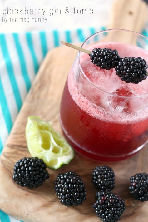 Blackberry Mule, Blackberry Moonshine, Tonic Cocktails, Blackberry Gin, Bramble Cocktail, 4th Of July Cocktails, Tonic Syrup, Apple Bourbon, Moonshine Recipes