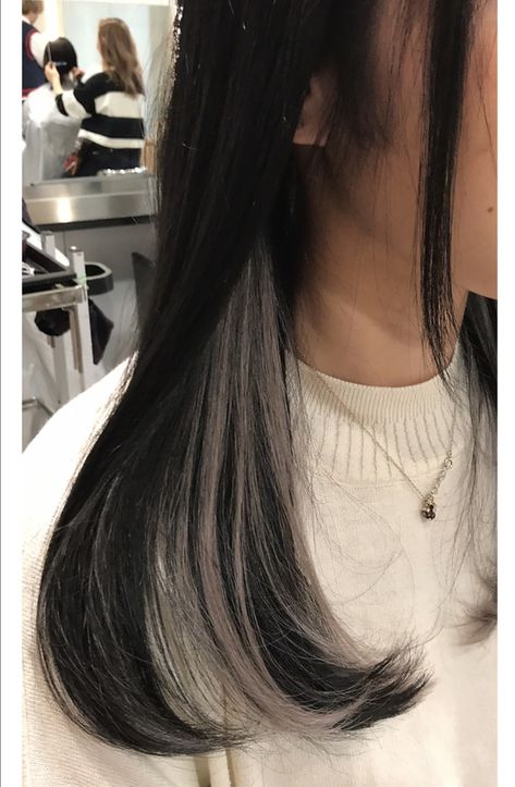 White Underlayer Hair, Highlight For Dark Hair, Hidden Hair Color, Long Hair Style, Hair Color Underneath, Peekaboo Hair, Hair Color Streaks, Hair Streaks, Pretty Hair Color