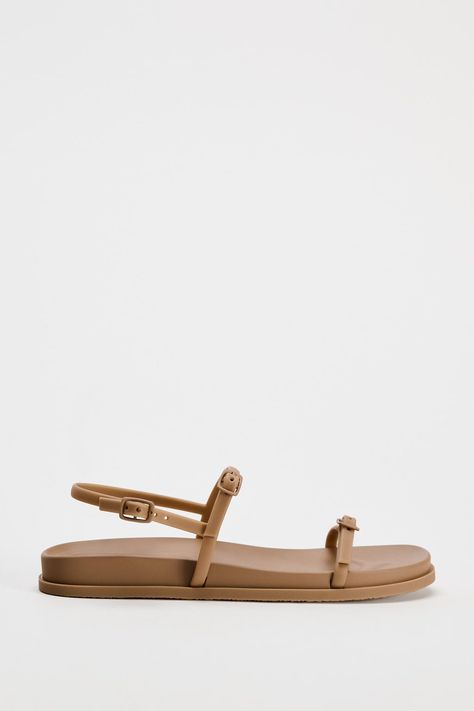 SANDALIA PLANA TIRAS Flat Strappy Sandals, Zara Flats, Slider Sandals, Strappy Sandals Flat, Rhinestone Flats, Beauty Sale, Skorts, Strappy Sandals, Pita