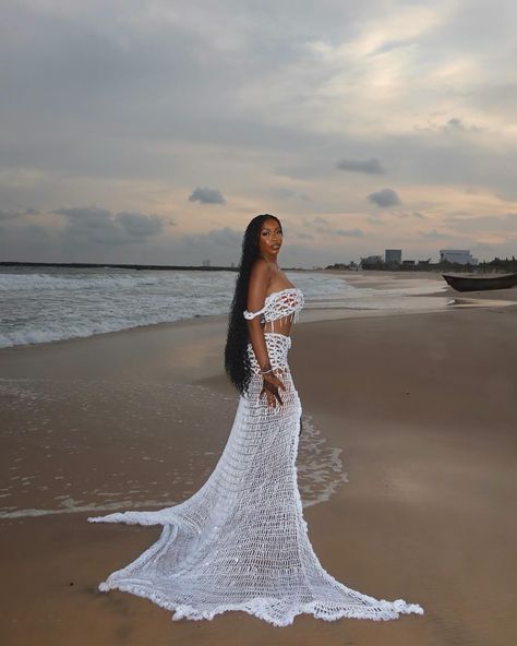 Workfrombeachbelike crochet fashion beachwear Knitted Beach Dress, Summer Dress 2024, Trini Carnival, Crochet Mesh Dress, Beach Baddie, Crochet Short Dresses, White Beach Dress, Crochet Tee, Beach White Dress