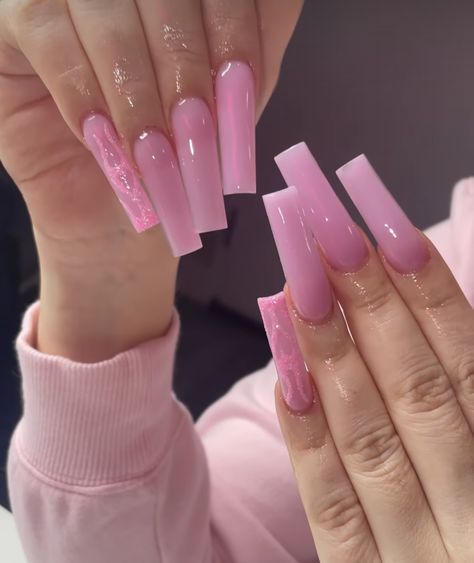 Light Pink Nails With Charms, Medium Length Nails Designs, V Cut Nails, Square Pink Nails, Medium Length Nails, Grande Tattoo, Colourful Acrylic Nails, Short Nail Inspo, Ariana Grande Tattoo