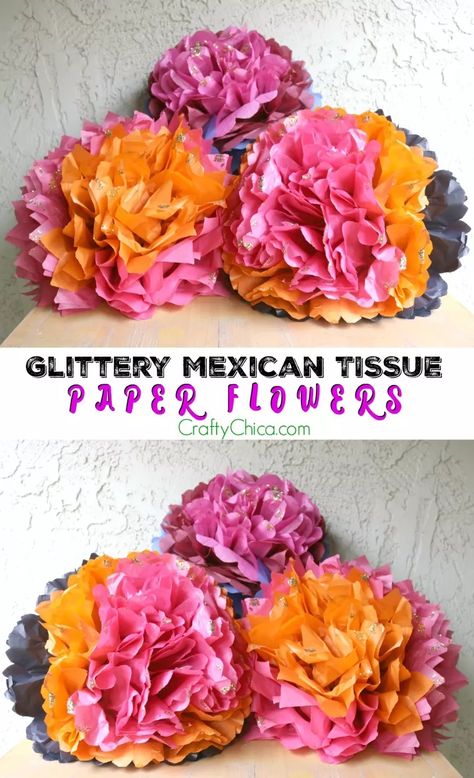 Mexican Tissue Paper Flowers, Homemade House Decorations, Paper Flower Centerpieces, Tissue Flowers, Mexican Flowers, Easy Paper Flowers, How To Make Paper Flowers, Paper Flower Bouquet, Tissue Paper Flowers