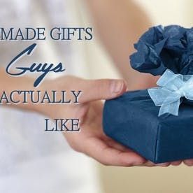 Impressive Homemade Gifts for Mother’s Day That Are Easy to Make - Holidappy - Celebrations Diy Men Gifts, Diy Gifts For Brother, Men Gifts Ideas, Homemade Gift Ideas, Homemade Ideas, Craft Craft, Diy Gift Ideas, Homemade Diy, Diy And Crafts Sewing