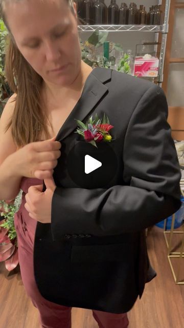 Pocket Flowers Groom Diy, How To Pin A Boutonniere On A Shirt, Boutonniere Pocket Square, Homemade Boutonniere, Diy Pocket Boutonniere, Groom Flower Pocket, Pocket Boutonniere Diy, Pocket Flowers, Groom Pocket Flowers