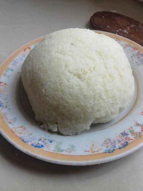 how to cook the perfect ugali recipe Ugali Recipe Kenya, Ugali Recipe, Mandazi Recipe, Ugandan Food, Africa Recipes, Kenyan Food, African Foods, Africa Food, African Cooking