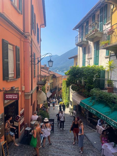 Lake como, Varenna streets, Summer vibes Backpacking Aesthetic, Lake Como Bellagio, Varenna Lake Como, Outfit Ideas Inspiration, Italy Vibes, Como Lake, Honeymoon Destination Ideas, Beach Inspo, Road Trip Europe