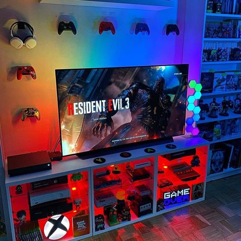 Boys Game Room, Small Game Rooms, Basement Games, Best Gaming Setup, Computer Gaming Room, Gamer Room Decor, Video Game Room Design, Gaming Setups, Resident Evil Game