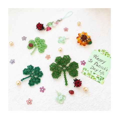 Happy St. Patrick's Day  beaded clovers and ladybugs. Beaded Clover Tutorial, Beaded Clover, Happy St Patricks Day, Beaded Jewelry Tutorials, St Patrick, Jewelry Tutorials, St Patricks Day, Bead Work, Beaded Jewelry