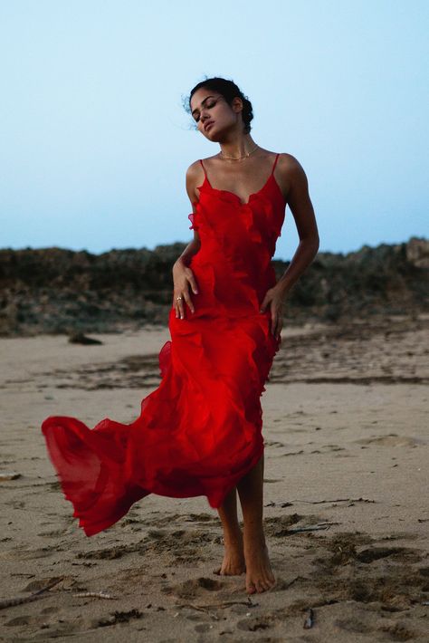 Working Dresses, Cami Maxi Dress, Red Chiffon, Red Maxi, Elegant Maxi Dress, Ruffles Fashion, Red Dress Maxi, Maxi Robes, Backless Maxi Dresses