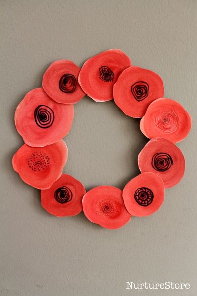 Beautiful watercolour Remembrance Day craft for childrne - easy poppy wreath craft for kids Remembrance Day Craft, Poppy Crafts, Poppy Craft For Kids, Veterans Day Poppy, Remembrance Day Activities, Craft For Children, Remembrance Day Art, Poppy Craft, Crafts For Children