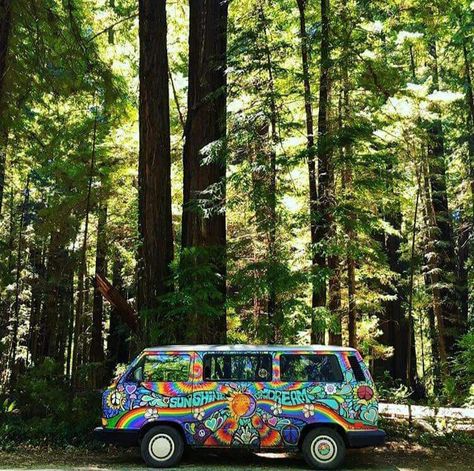 {on the road} Combi Hippie, Van Hippie, Mundo Hippie, Kombi Motorhome, Hippie Car, Kombi Home, Hippie Bus, Combi Volkswagen, Hippie Aesthetic