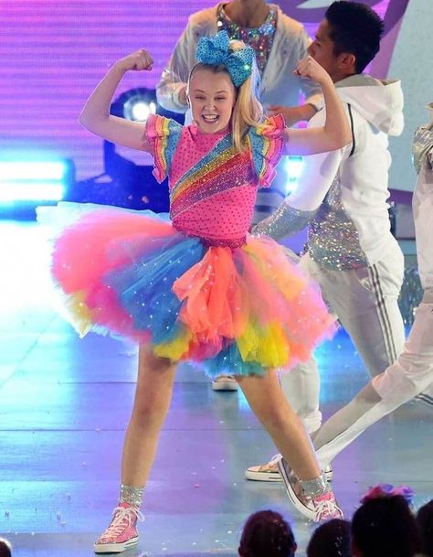 Jo Jo Siwa Costume, Jojo Siwa Halloween Costumes, Jojo Siwa 2016, Jojo Siwa Costume, Jessie Toy Story Costume, Powerpuff Kızları, Jojo Siwa Outfits, Dance Moms Costumes, Learning To Dance