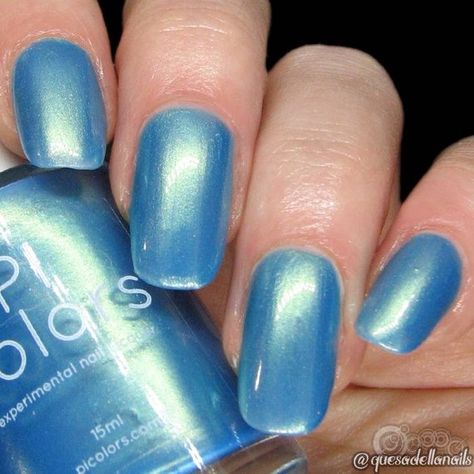 Trendy Nail Polish, Gold Nail Polish, Green Nail Polish, Blue Nail Polish, Indie Nail Polish, Luxury Nails, Cool Nail Designs, Green Nails, Perfect Nails