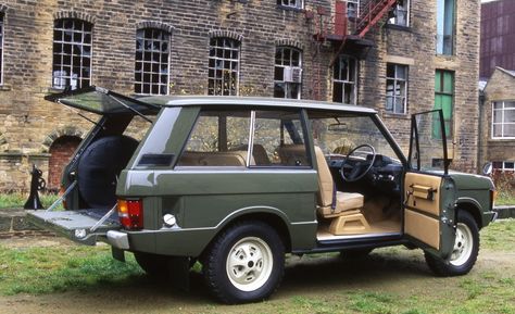 YVB 151H - Range Rover Chassis No 1 - Land Rover Centre - Land Rover Centre Landrover Range Rover, Garage Workshop Plans, A Well Traveled Woman, Range Rover Classic, Land Rover Freelander, Classy Cars, British Cars, Land Rover Defender, Range Rover