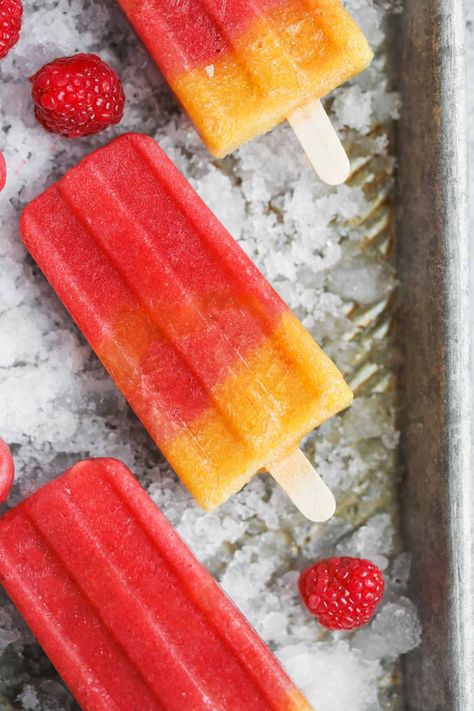 Sunset Orange Raspberry Popsicles - Delish Knowledge Orange Popsicles, Raspberry Popsicles, Lime Popsicles, Coconut Popsicles, Banana Popsicles, Mango Popsicles, Marvel Jacket, Orange Raspberry, Raspberry Orange