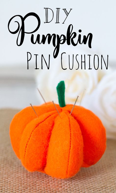 Fall Crafts - DIY Pumpkin Pin Cushion — Doodle and Stitch How To Make A Pumpkin Pin Cushion, Pumpkin Pin Cushion, Diy Pin Cushion, Felt Pincushions, Craft To Make, Cushion Ideas, Pumpkin Pin, Make A Pillow, Sewing Cushions