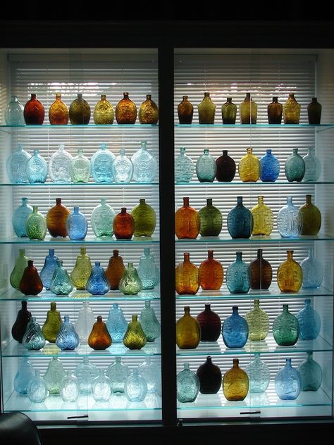 Display Bottle Collection, Old Bottles Decor Display, Old Bottles Antique, Old Glass Bottle Identification, Colored Glass Bottles, Antique Glass Bottle Markings, Antique Glass Bottles, Bottle Display, Antique Bottles