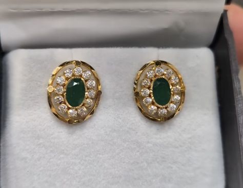 Cz Earrings Indian Gold, Small Studs Earrings Gold India, Ear Tops For Women, Ear Studs Indian Gold, Studs Earrings Gold India, Gold Studs Earrings Indian, Jay Dwarkadhish, Studs Earrings Gold, Simple Gold Bangle