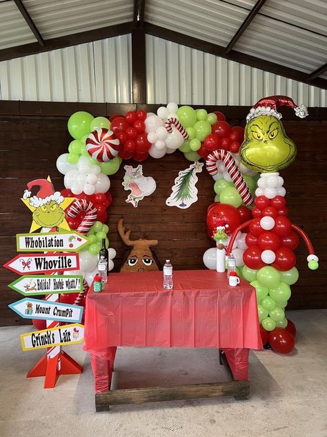 Welcome To Twoville Birthday, Twoville Birthday Party, Two Birthday Theme, Grinch Hot Chocolate, A Grinch Christmas, Grinch Decor, 2nd Bday Ideas, Two Birthday, Grinch Party