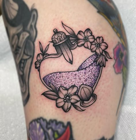 Black And Grey Glitter Tattoo, Halloween Glitter Tattoo, Glitter Tattoo Designs, Cute Witch Tattoo Ideas, Glitter Effect Tattoo, Self Love Potion Tattoo, Glitter Style Tattoo, Glitter Tattoos Real, Glitter Tattoo Permanent