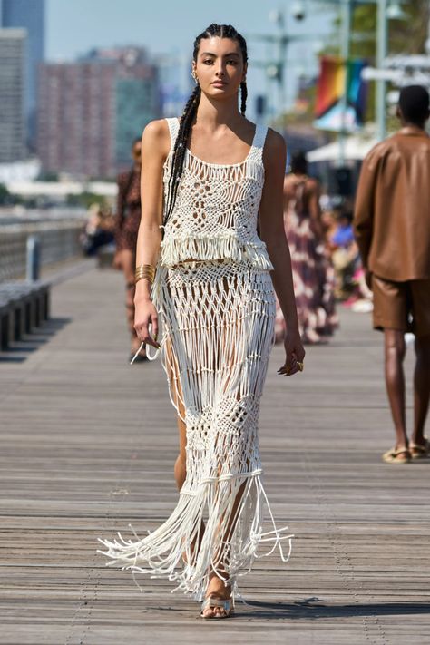 Bronx and Banco Spring 2023 Ready-to-Wear Collection | Vogue Indie Chic, Macrame Clothes, Spring 2023 Ready To Wear, Bronx And Banco, Knitwear Trends, 2023 Ready To Wear Collection, Macrame Dress, 2023 Ready To Wear, Spring 2023