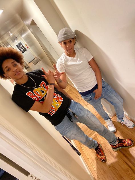 Stud Bros, Tomboy Swag, Stud Lesbians, Stud Girl, Drip Style, Zendaya Outfits, Stud Fashion, Cute Swag Outfits, Tomboy Fashion