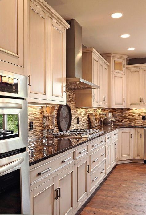 Cream Kitchen Cabinets, Dark Countertops, Cream Kitchen, Oak Kitchen Cabinets, Farmhouse Kitchen Cabinets, New Kitchen Cabinets, Kitchen Cabinets Makeover, Oak Kitchen, White Kitchen Cabinets