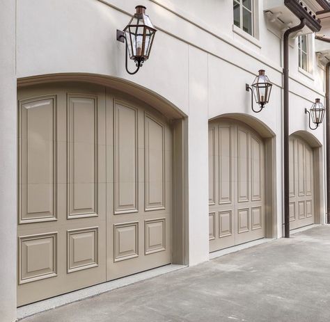 Exterior Garage Door, Garage Door House, Garage Door Paint, Steel Garage Doors, Garage Door Styles, Neoclassical Interior, Steel Garage, Garage Door Design, French Style Homes