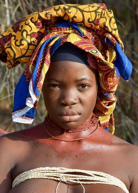 Angolan Women, Wodaabe Woman, African People Woman Africa, Zulu Women Beauty, Tall African Tribe, Zulu Culture, Angola People, African Tribe Photography, Himba People