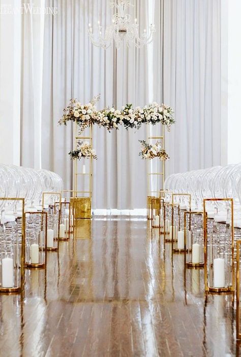 White And Gold Wedding Ceremony Aisle Decorations, Modern Wedding Aisle Decor, Small Wedding Ceremony Indoor, Modern Ceremony Decor, Ceremony Aisle Decor Indoor, White And Gold Wedding Ceremony, Gold Wedding Aisle, Wedding Ceremony Arch Indoor, Gold Wedding Ceremony Decor