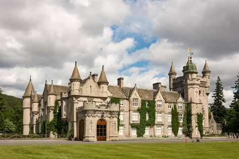 Royal summer palaces | House & Garden Anmer Hall, Balmoral Castle, Castles In Scotland, Clarence House, British Royal Families, Royal Residence, Scottish Castles, Isabel Ii, Beautiful Places On Earth