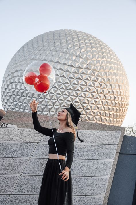 Disney Graduation Photoshoot, Disney Graduation Photos, Disney Grad Photos, Disney World Graduation Pictures, Disney Graduation Pictures, Disney Senior Pictures, Swimming Senior Pictures, Disney World Pictures Ideas, Disney Graduation