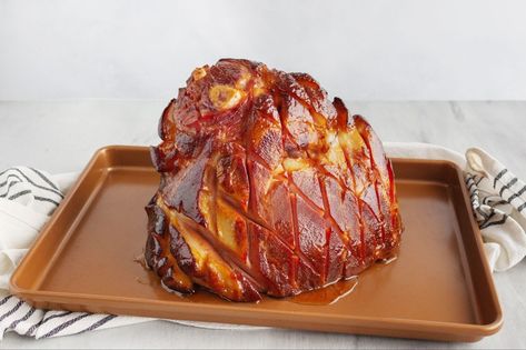 How To Cook Shank Portion Ham - Recipes.net Picnic Ham, Chess Bars, Smoked Ham Recipe, Luncheon Recipes, Easter Foods, Bohemian Homes, Ham Potato, Dry Rubs, Smoker Grill