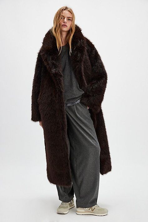 Oversized Faux Fur Coat, Shearling Jacket Women, Womens Faux Fur Coat, Ski Club, Faux Shearling Coat, Longline Coat, Luxe Life, Fur Coats Women, Grey Coat