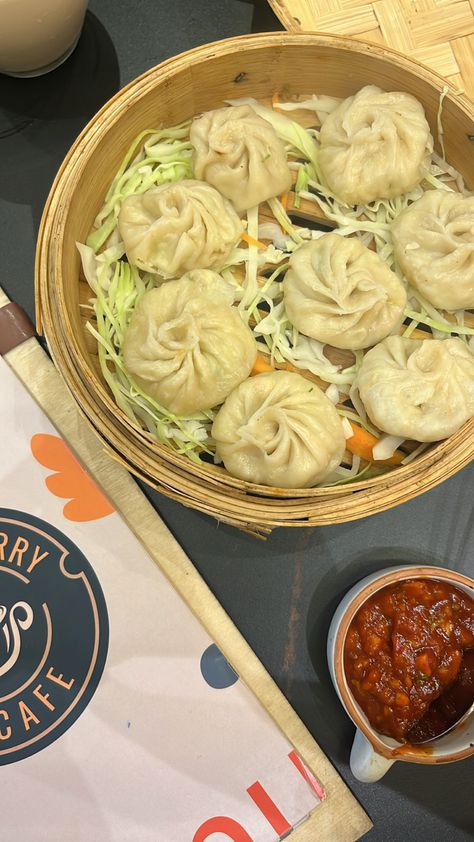 Veg Steamed Momos with Sweet-Spicy Schezwan sauce Steamed Momos, Yummy Aesthetic, Afghan Food Recipes, Schezwan Sauce, Crickets Funny, Food Snap, Korean Street Food Recipes, Food Medicine, Food Babe