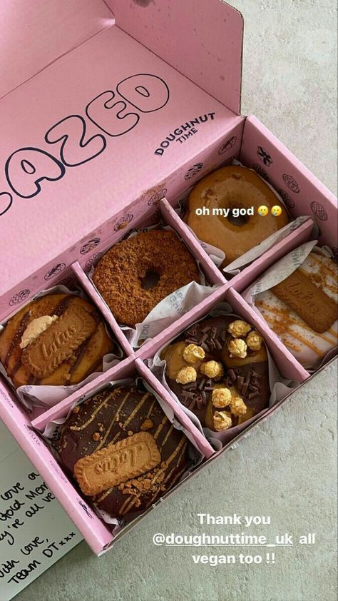 Baking Business Packaging, Donut Packaging, Cookies Packaging, Bakery Shop Design, Dessert Box, Baking Packaging, Bakery Branding, Dessert Packaging, Cookie Business