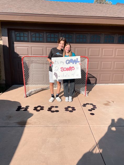 Promposal Ideas Hockey, Hockey Hoco Signs, Hockey Hoco Proposals Ideas, Hockey Poster Ideas Signs Boyfriend, Hockey Promposal For Him, Field Hockey Hoco Proposal, Lacrosse Hoco Proposal, Valentines Ask Out Ideas, Hockey Hoco Proposals